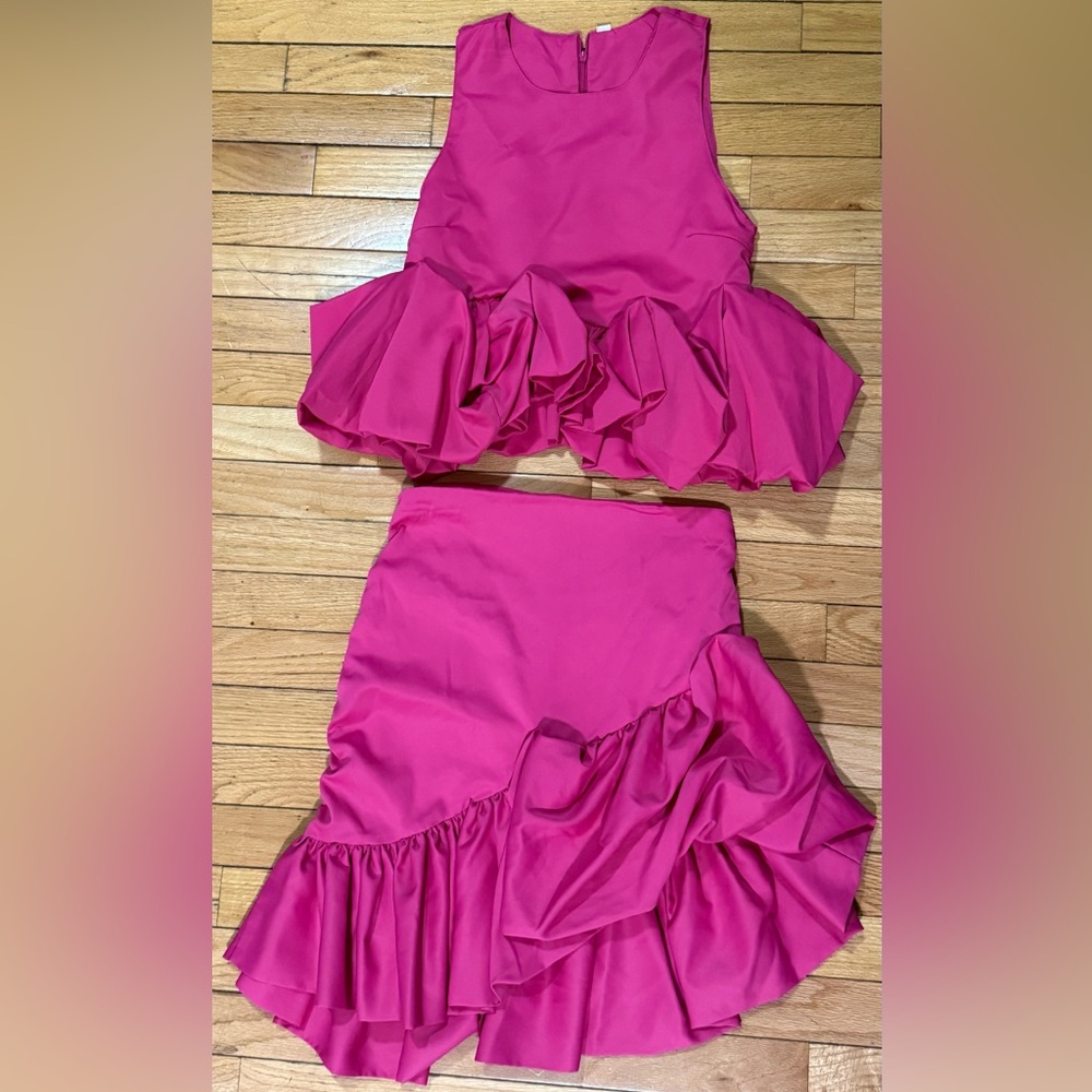 Fuchsia Pink Ruffle Two-Piece Skirt Set XS Like New